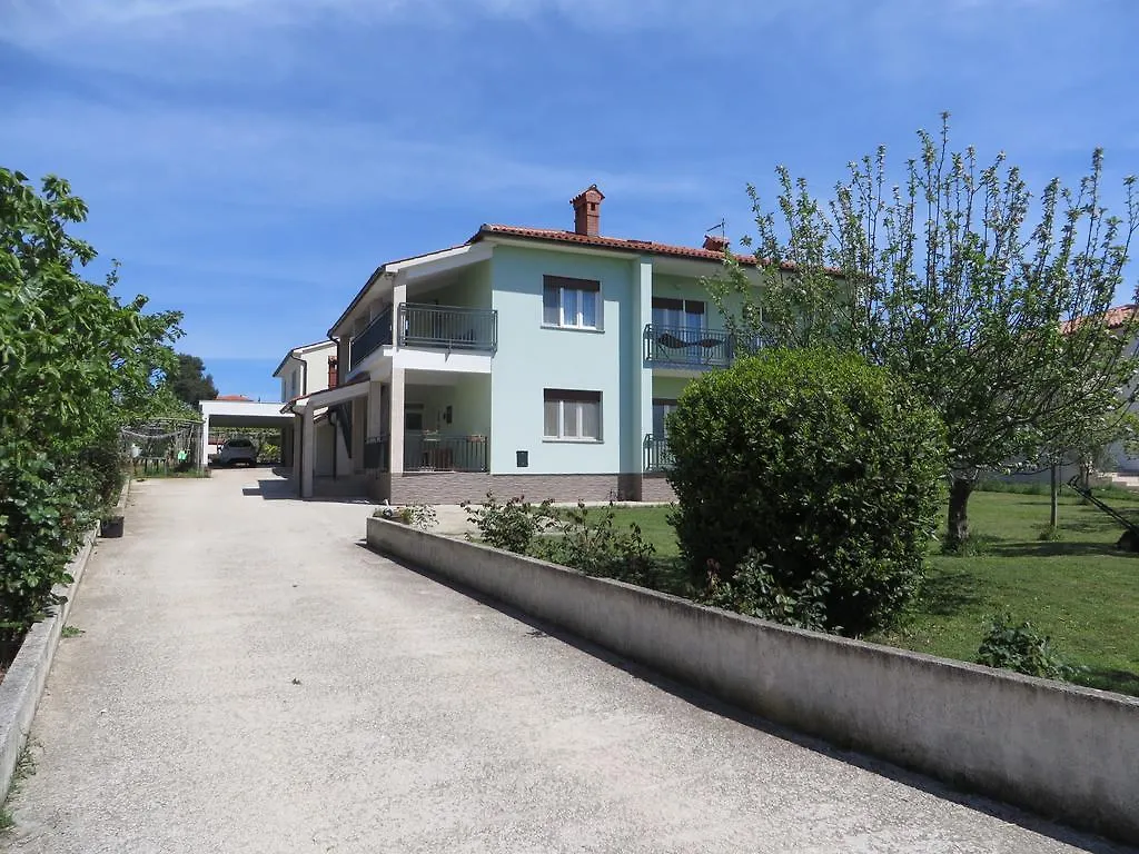 Apartment Mare Medulin